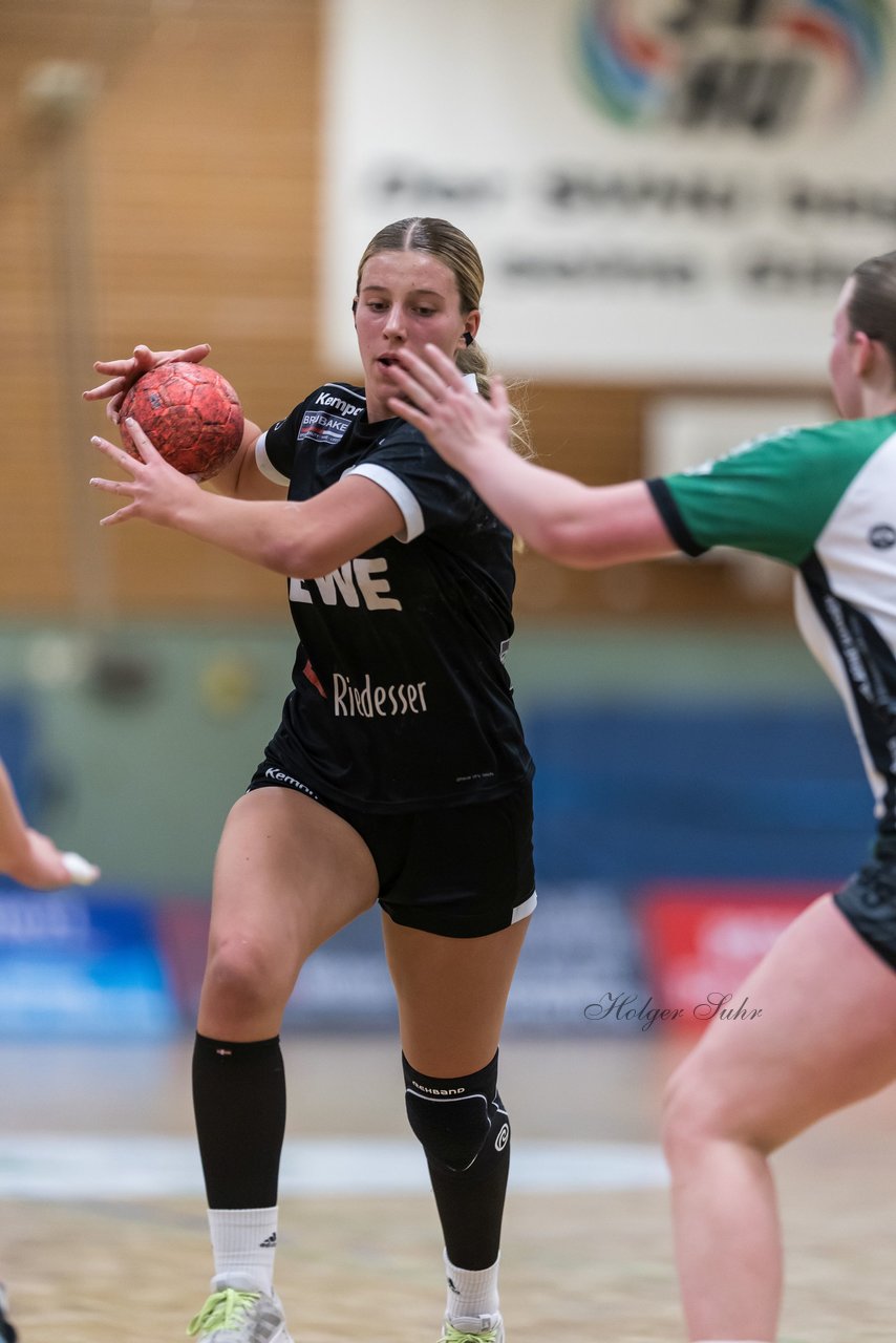 Bild 195 - wBJ SV Henstedt Ulzburg - TuRa Meldorf : Ergebnis: 22:38